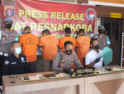 Amankan Empat Pelaku Narkoba, Satresnarkoba Polres Barsel Menggelar Press Release