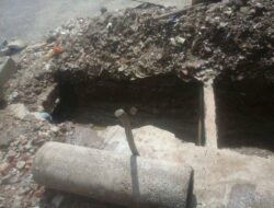 Air Parit Tidak Mengalir dan Meluap, Warga Minta Pemda Tebo Segera Bertindak