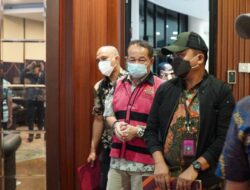 Tim Penyidik Kejaksaan Agung Menetapkan dan Penahanan Terhadap 6 Orang Tersangka 