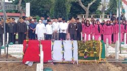 “Tembakan Salvo Iringi Pemakaman Mantan Kapolda Jambi Irjen Pol Purn Drs. H. Muchlis A.s”