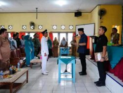 PJ. Bupati Tebo Varial Adhi Putra Lantik Pejabat Kepala Desa Pemayung 