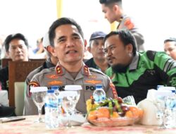 Peringatan May Day Tahun 2025, Kapolda Jambi Membaur dalam Acara Syukuran, Doa Bersama hingga Pesta Rakyat