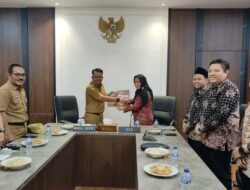 Wakil Bupati Tebo Terima Laporan Penggunaan Dana Hibah KPUD