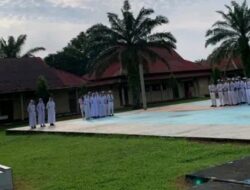 Upacara Bendera SMAN 4 Tebo, Kepala Sekolah Tekankan Larangan Penggunaan HP bagi Pelajar