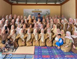 Camat Tebo Ilir Silaturahmi dengan Bunda PAUD, Beri Semangat di Hari Pahlawan