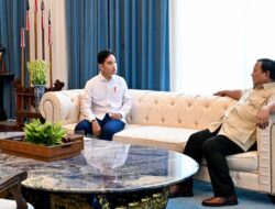 Presiden Prabowo Terima Laporan Wapres Gibran Usai Hadiri KTT G20 di Johannesburg