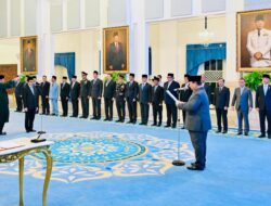 Presiden Prabowo Saksikan Pengucapan Sumpah Hakim Konstitusi dan Pelantikan Wakil Menteri Keuangan