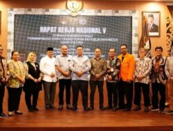 Bupati Tebo Sampaikan Aspirasi Masyarakat Transmigran kepada Menteri Transmigrasi