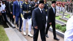 Wapres Gibran Dampingi Presiden Prabowo Pimpin Upacara Pemakaman Wapres RI ke-6 Try Sutrisno di TMP Kalibata