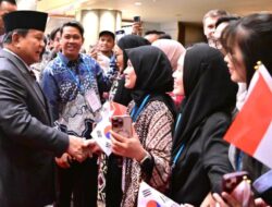 Presiden Prabowo Tiba di Seoul, Disambut Hangat dan Penuh Kebanggaan oleh Diaspora Indonesia