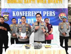 Polda Jambi Gelar Konferensi Pers, DPO Narkotika Berhasil Ditangkap di Tanjab Barat