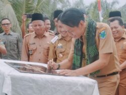 Bupati Batanghari Resmikan Jembatan di Desa Pulau Betung, Ini Pernyataan Beliau