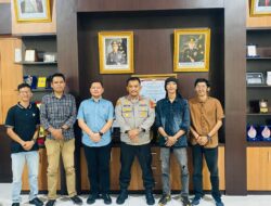 Silaturahmi Bersama Kapolres, DPC PJS Tanjab Barat Perkuat Sinergi dengan Polri