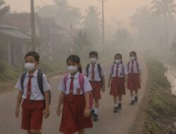 Kabut Asap Mulai Memburuk di Kecamatan Pemayung,Para Orang Tua Minta Sekolah Segera Diliburkan