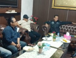 LMPP Tebo Geram! Kades Bukit Pemuatan Diduga Jual Tanah Restan, Bongkar Aset Desa & Pungli Jalan Umum